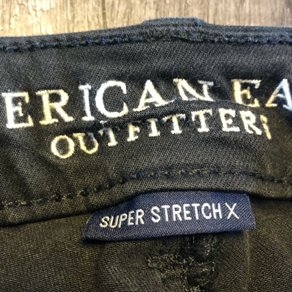 American Eagle Ripped Jeans - Picture 3 of 5